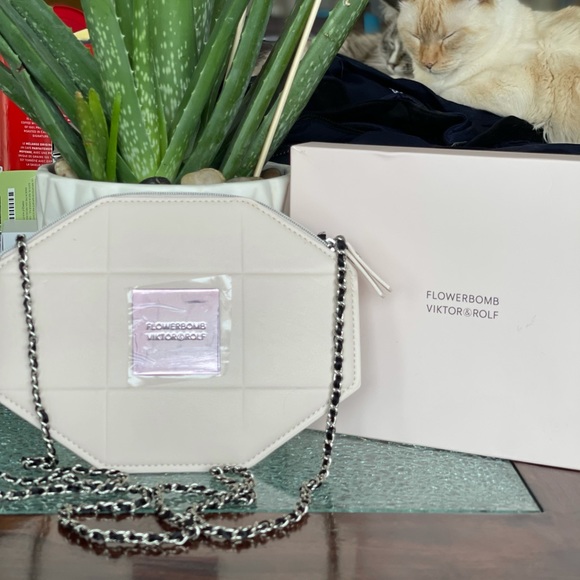 FLOWERBOMB VIKTOR & ROLF Cross Bag Purse - Picture 6 of 8